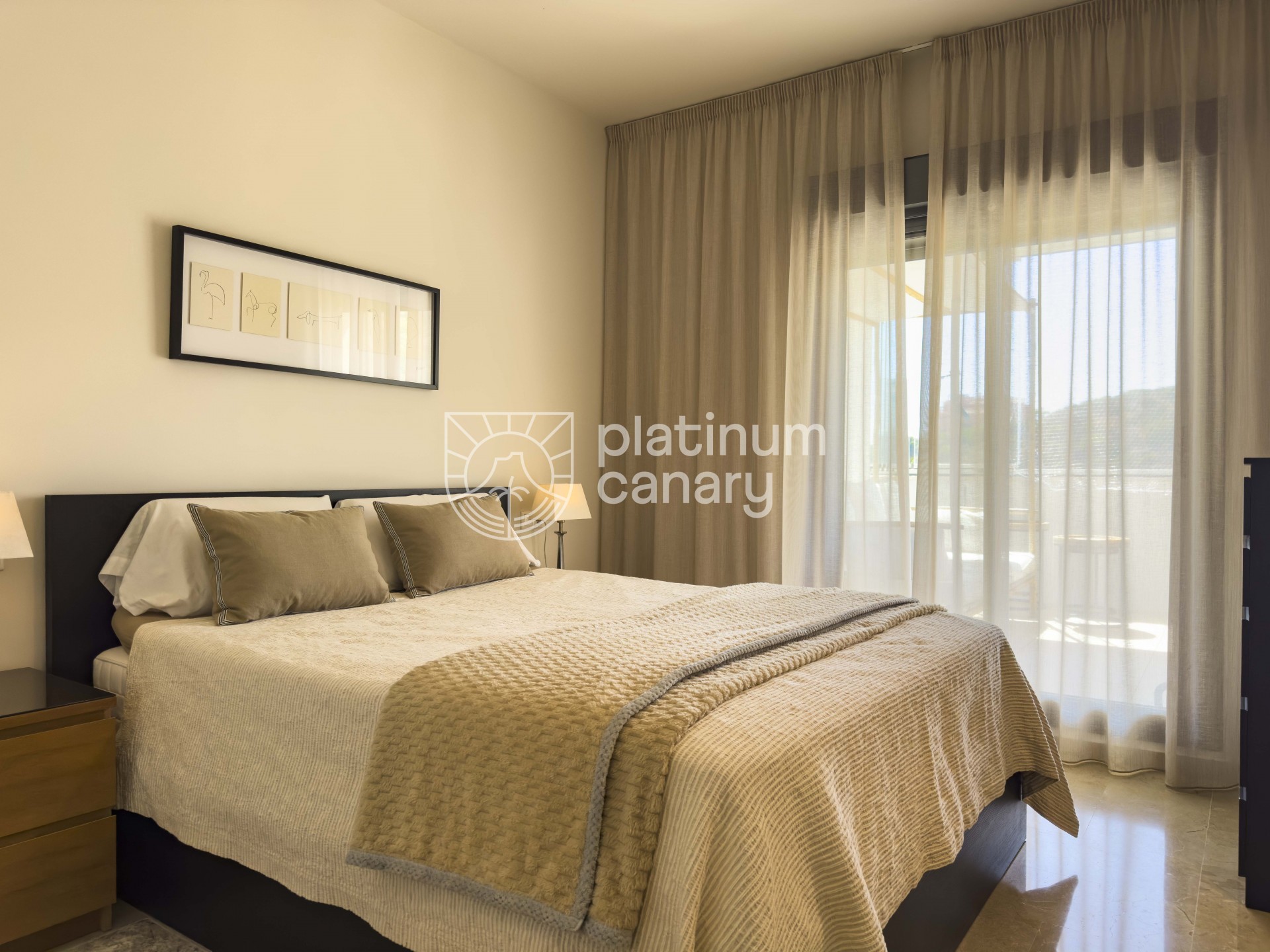 5b41aeed-07f9-40f9-b92e-7184bd6d597b