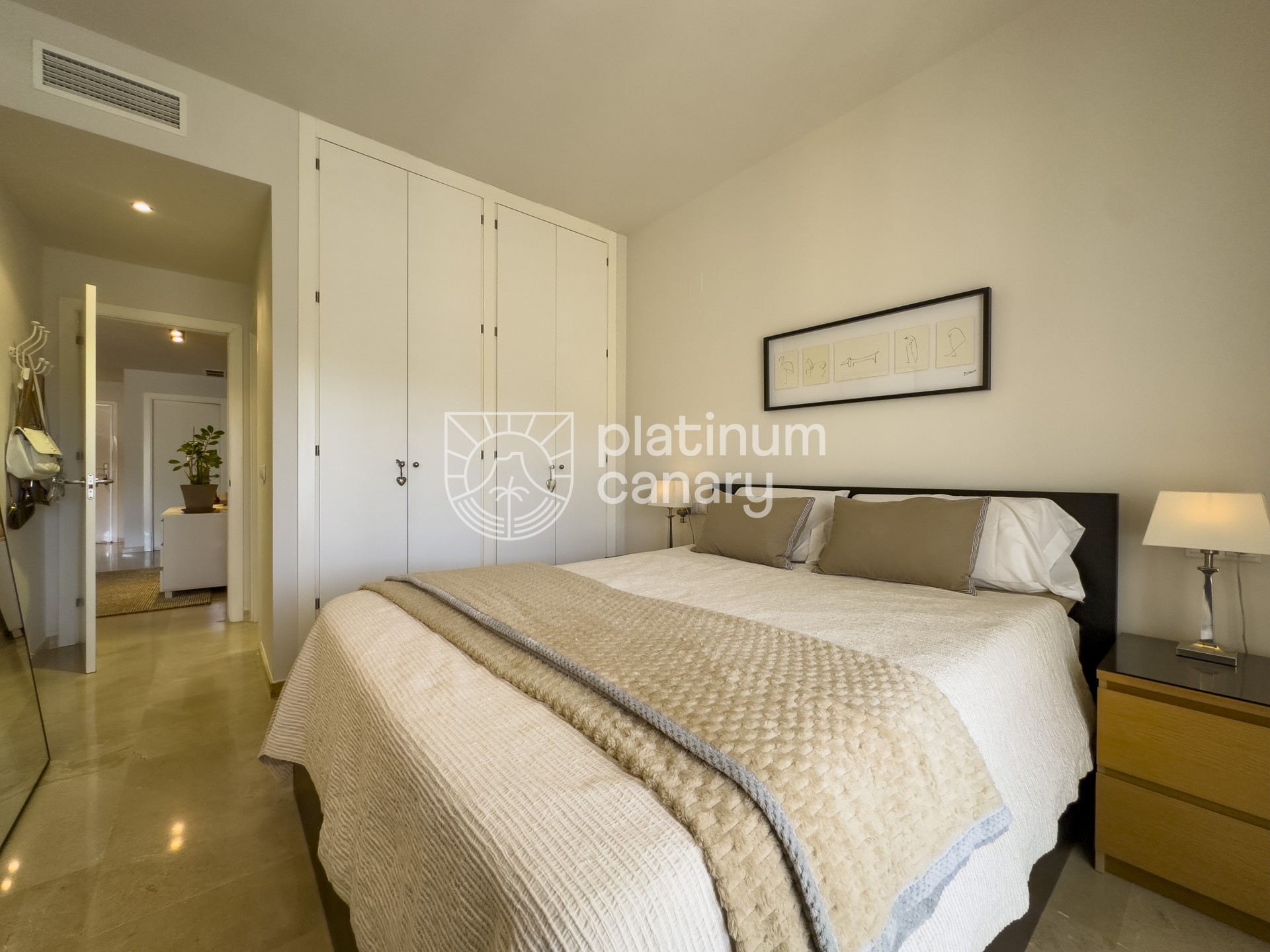 e469592c-35dc-4701-8947-c90670ddebd8