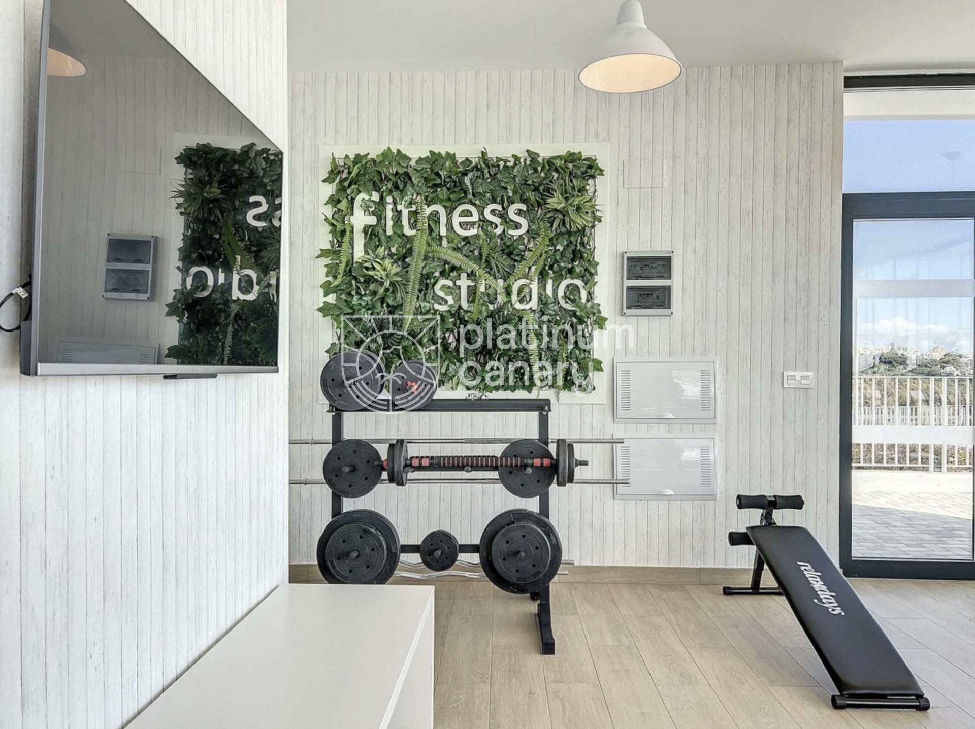 19e6e9c3-2b78-46a5-bc06-e6fcc9666697