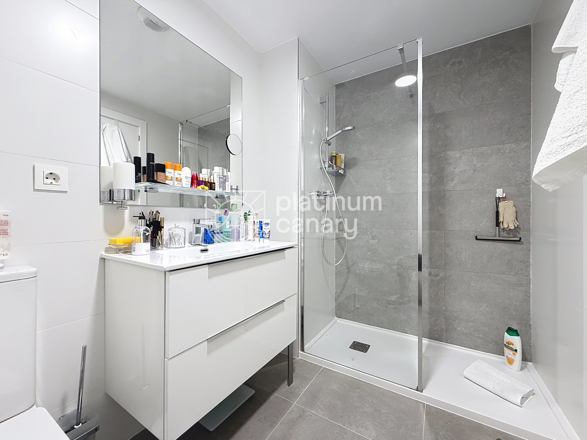 8efc0197-ecfe-47f1-aa63-d10ee68a224a