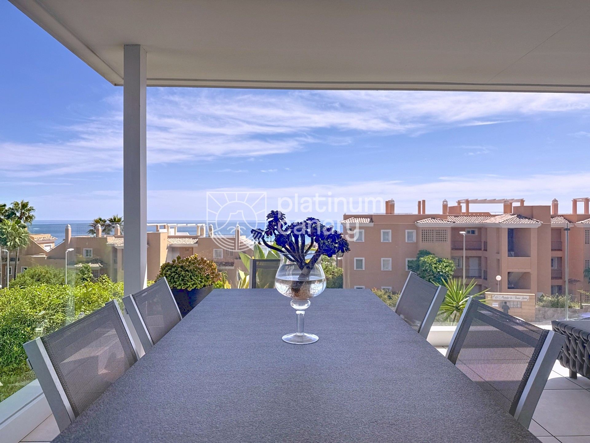 db524994-bd03-472d-8389-d09a8e3a651f