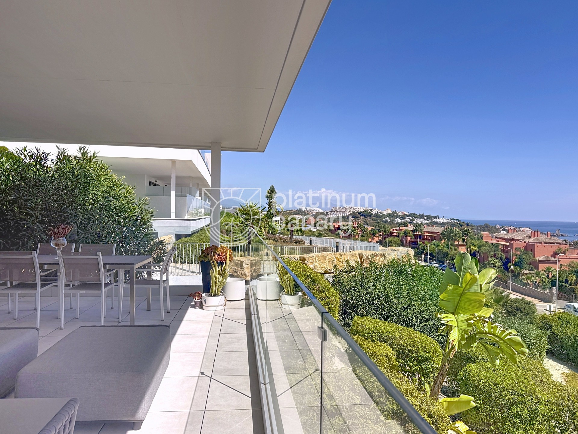 e1e6fb99-a4fb-4bf2-9ab5-764483e8573f