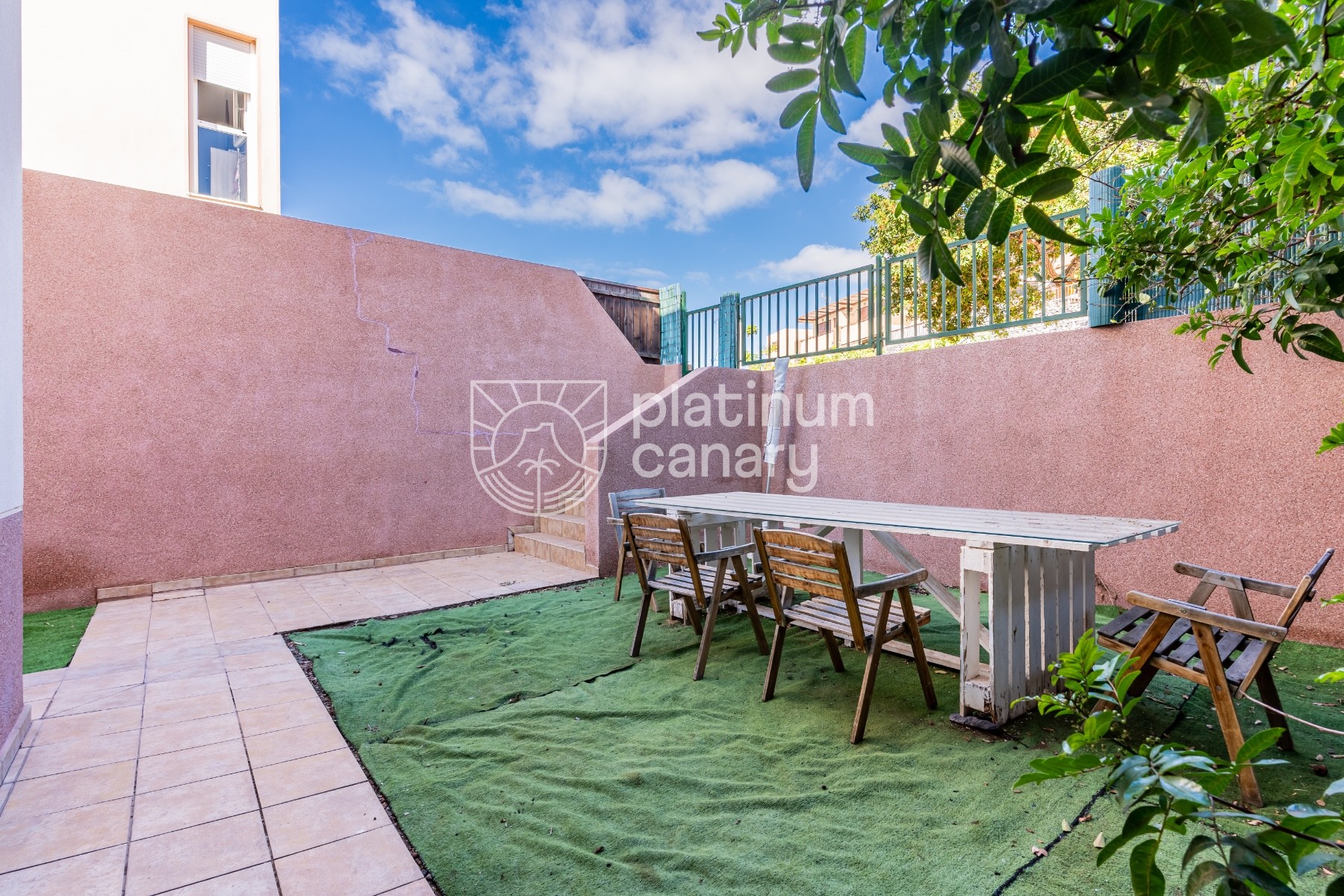 o_1j8ofv28it07ualnvh1l2beqi3k